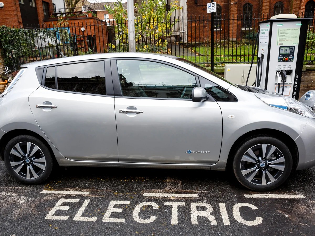 High-mileage electric cars are more reliable than petrol ones, study finds